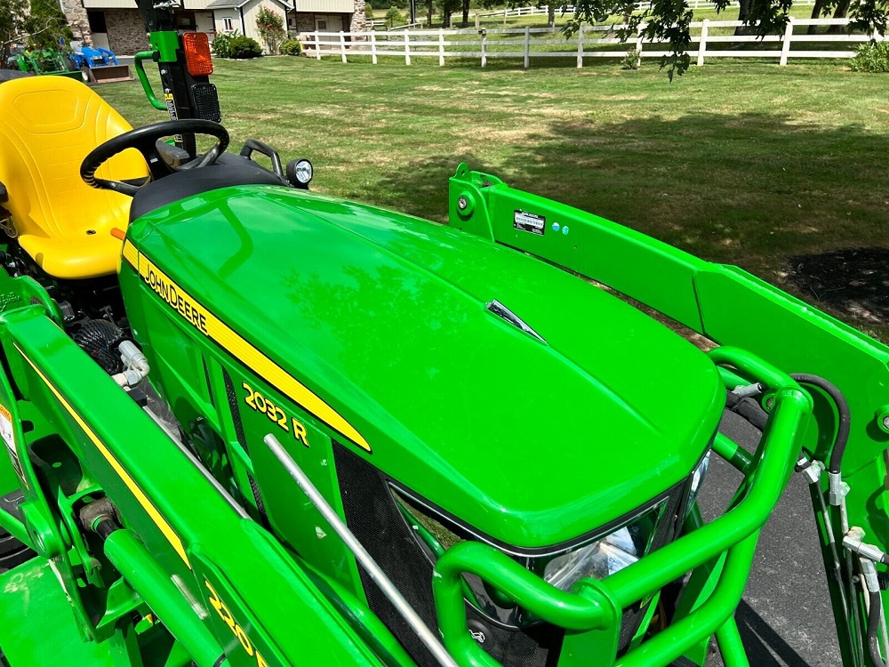 2018 John Deere 2032R 4x4 Utility Tractor